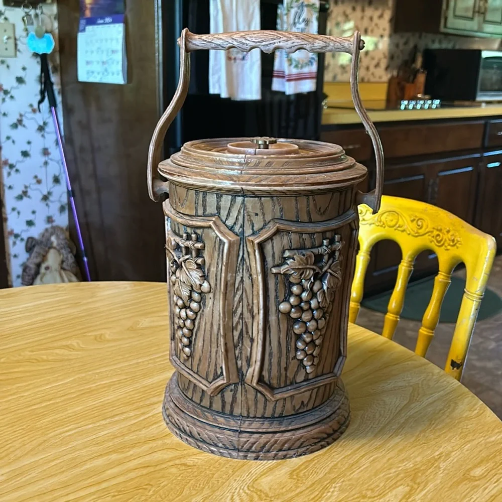 Vintage Faux wood ice bucket. 70’s